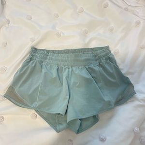 Lululemon Hotty hot shorts